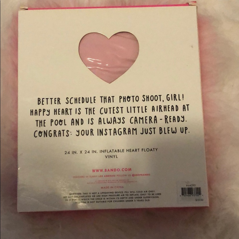 Inflatable heart floaty🌸 - Picture 2 of 3